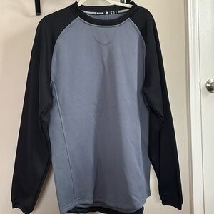 Men’s (size:M) Adidas lightweight crewneck sweatshirt